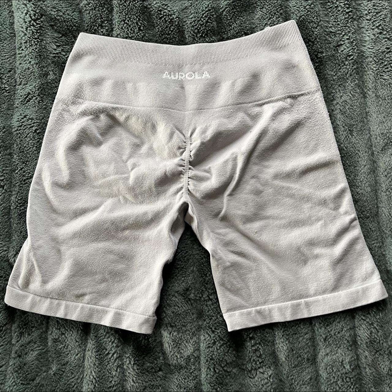 Alphalete Women's Green and Grey Shorts (2)