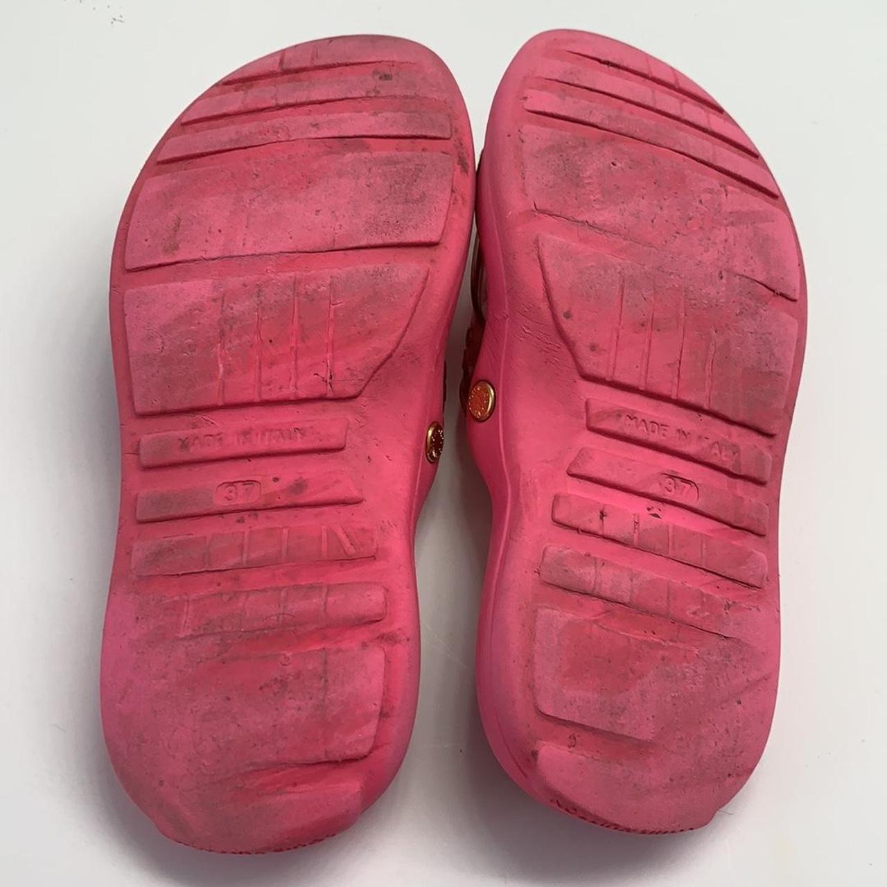 Hot Pink LV slides. Perfect for the pool or crazy - Depop
