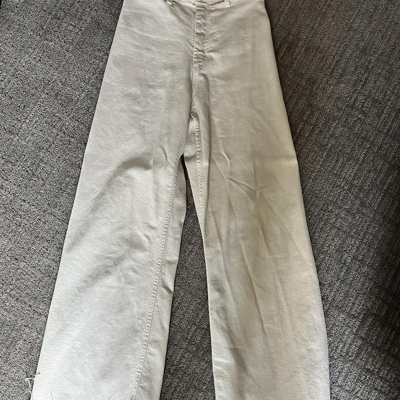 Zara Women's Cream Jeans | Depop