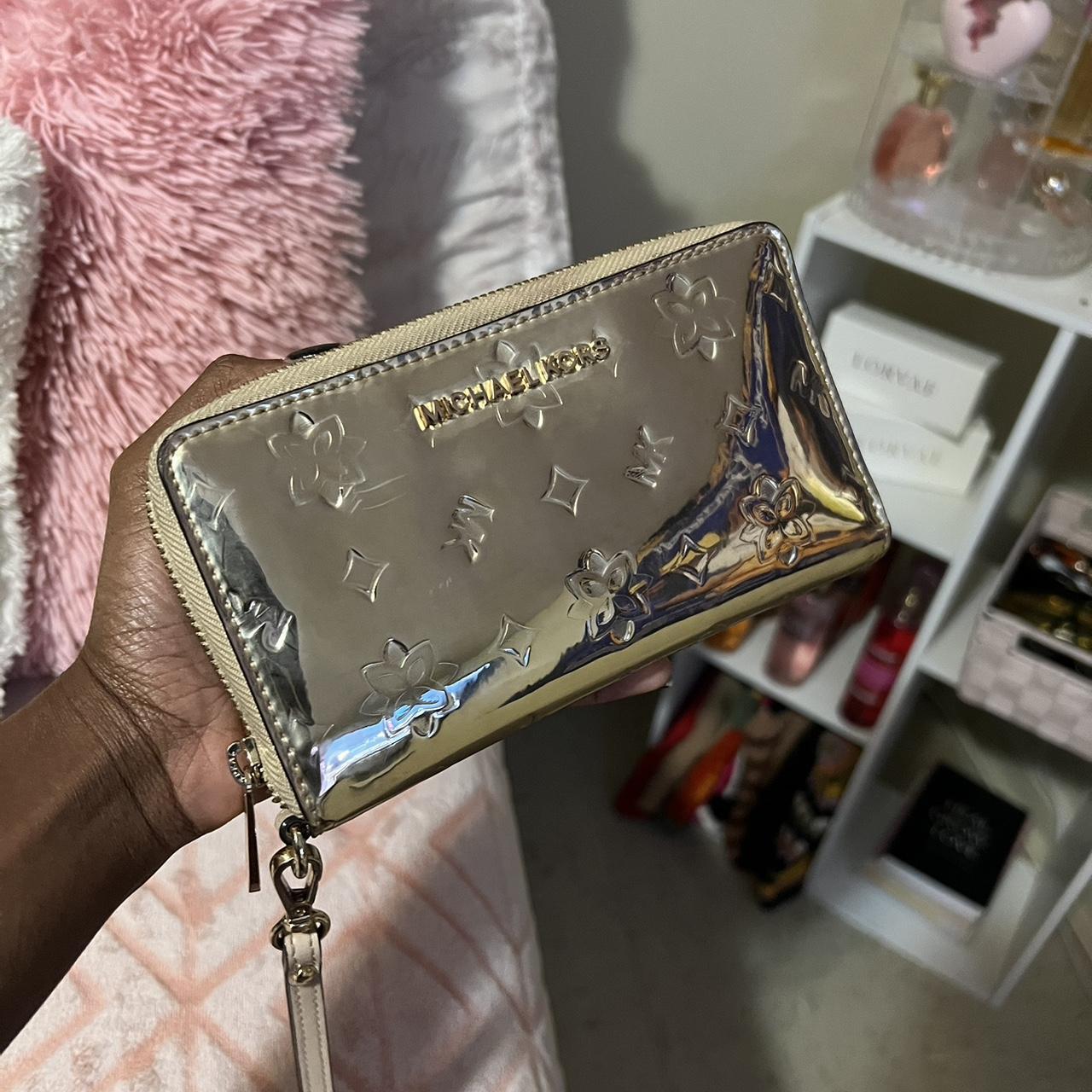 Michael Kors wallet Depop