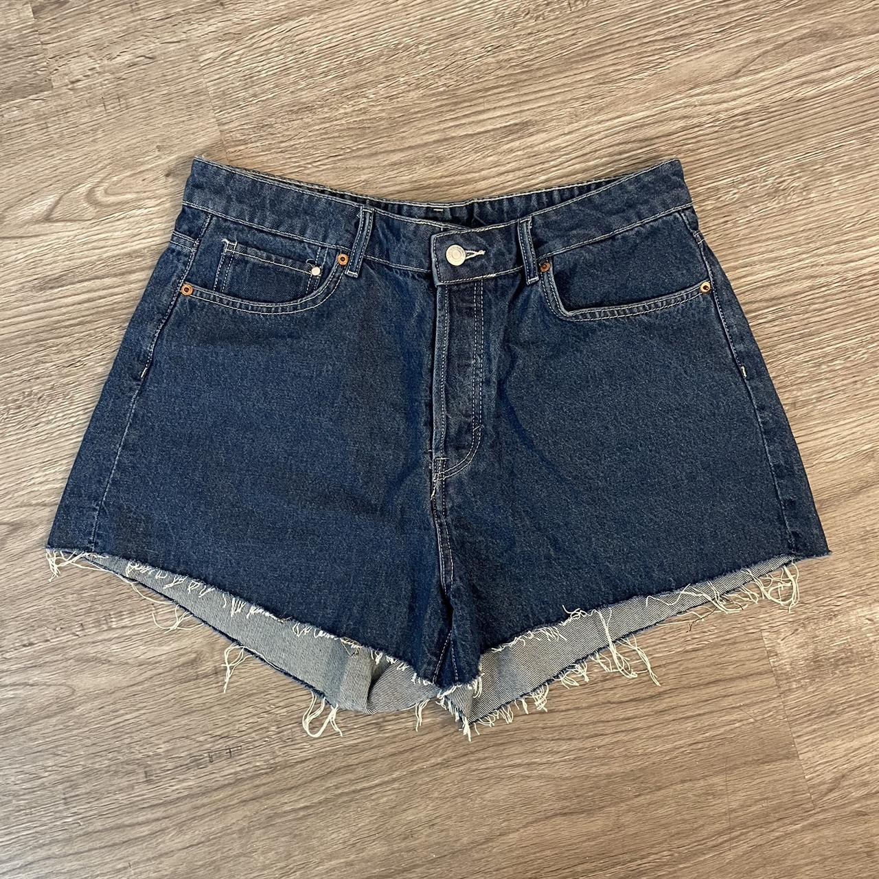 item listed by kelswentz