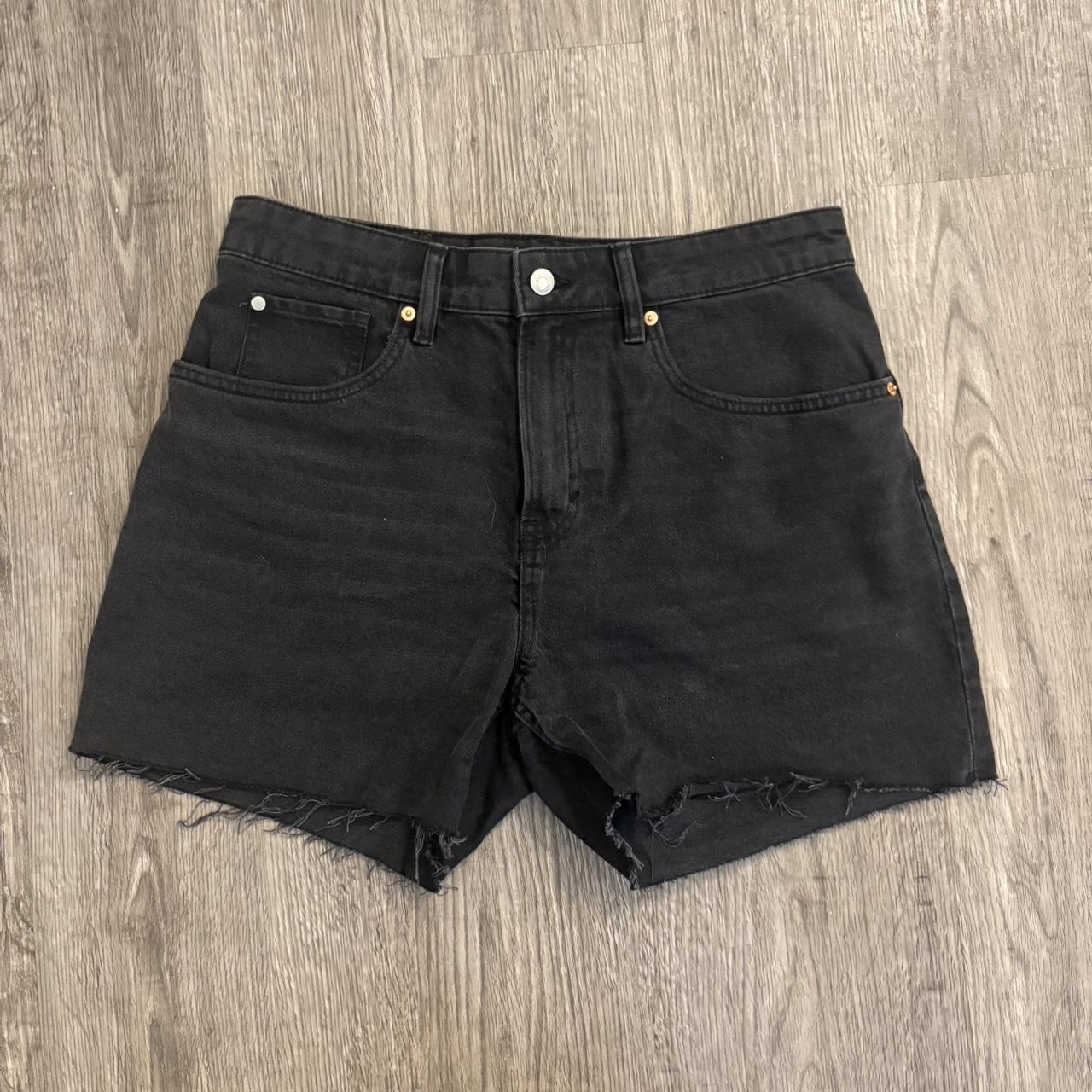 item listed by kelswentz