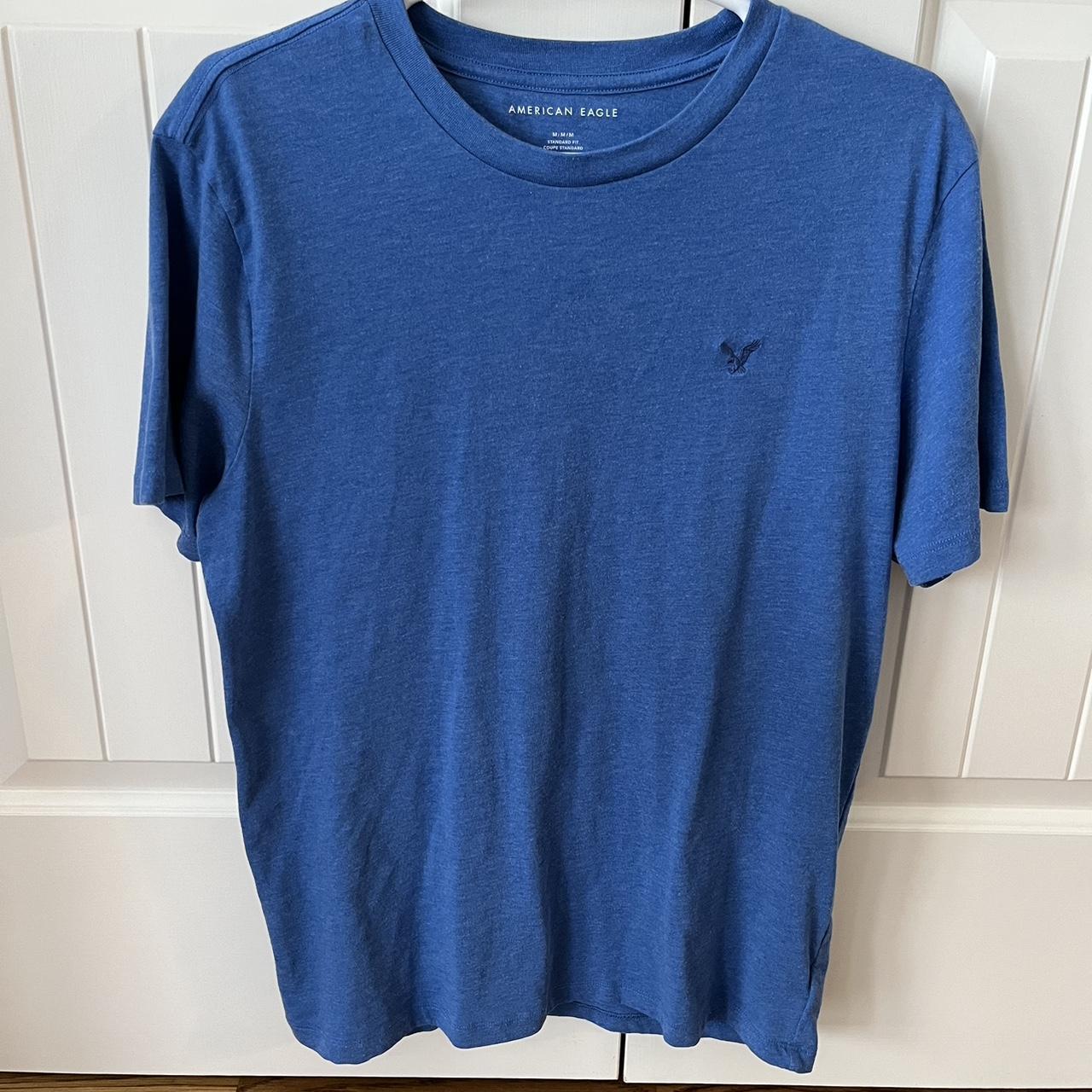American Eagle Men's Blue and Navy Tshirt Depop
