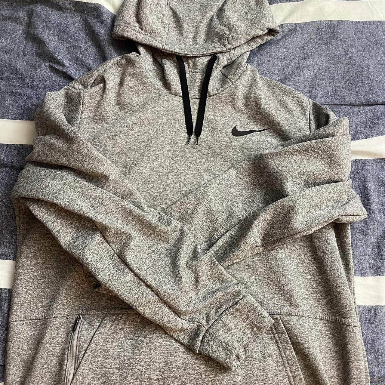 mens nike therma hoodie