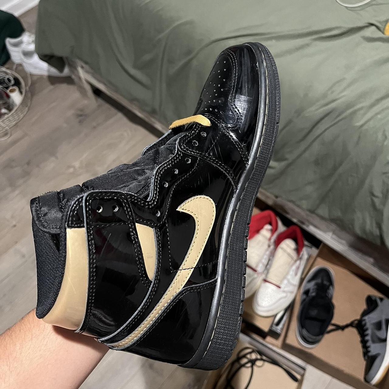 jordan 1 metallic gold on foot