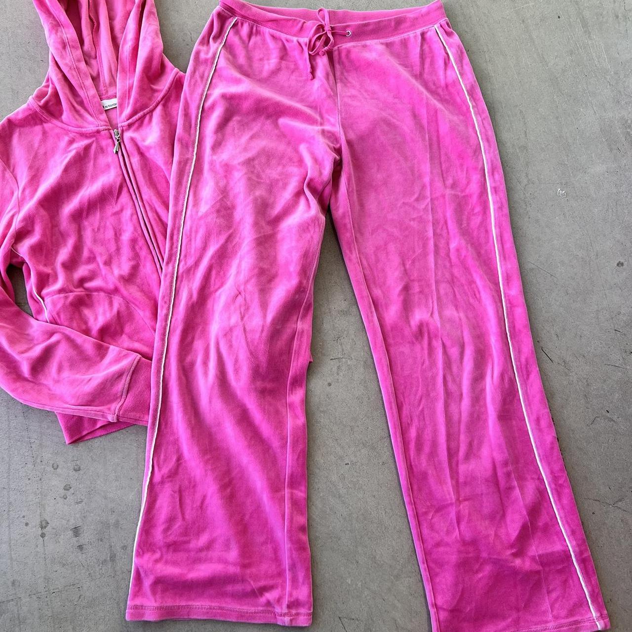 y2k 2000s pink velour jumpsuit set 🎀🎀💋 size m ... - Depop