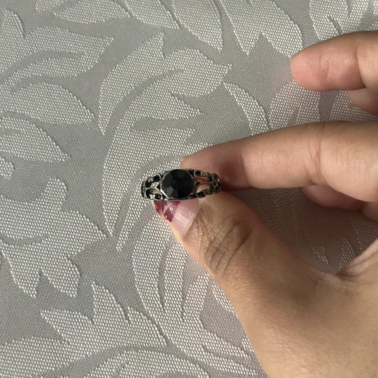 item listed by prettisick