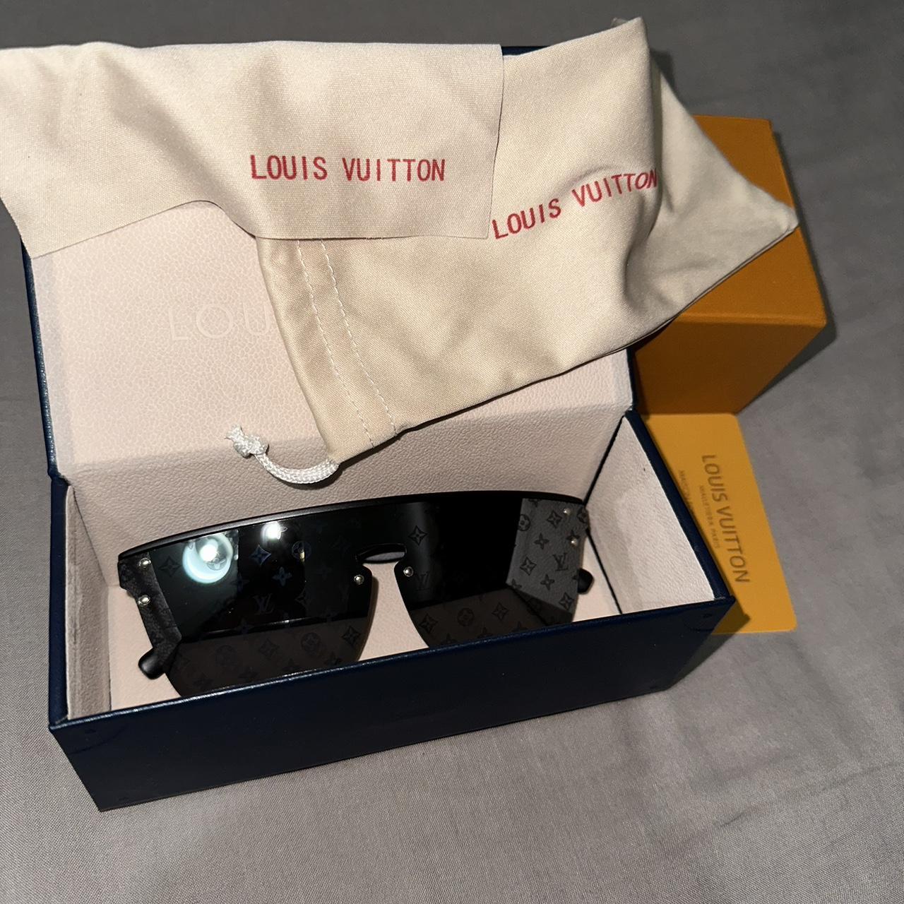 Louis Vuitton Waimea L sunglasses🕶️ Worn 4 - Depop