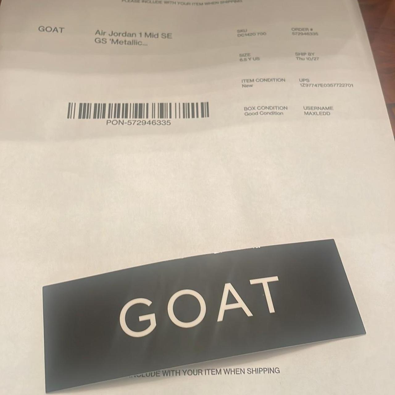 jordan womens mid se pendants goat