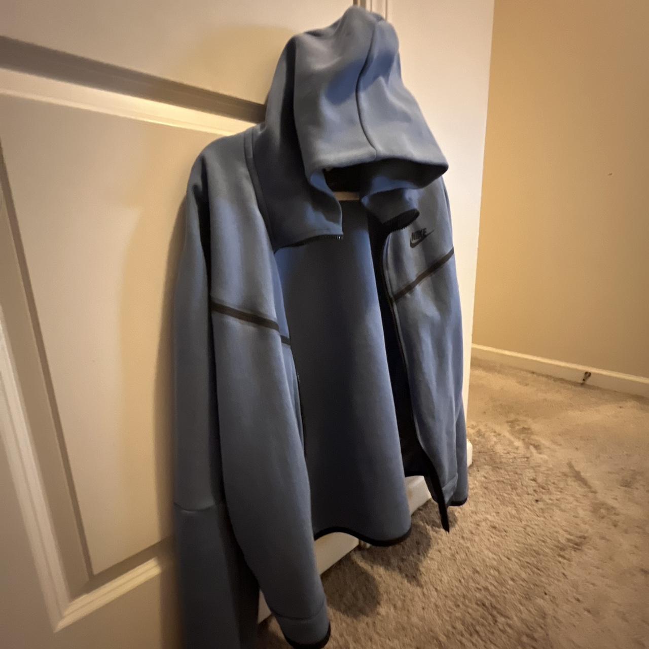 mens blue nike tech fleece