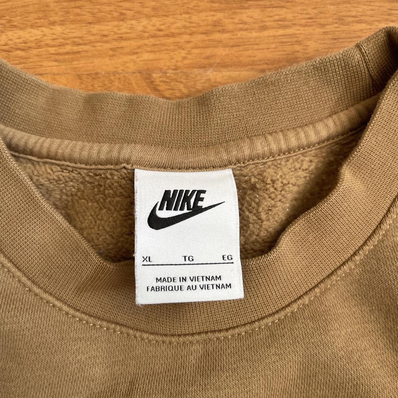 nike tan sweatsuit