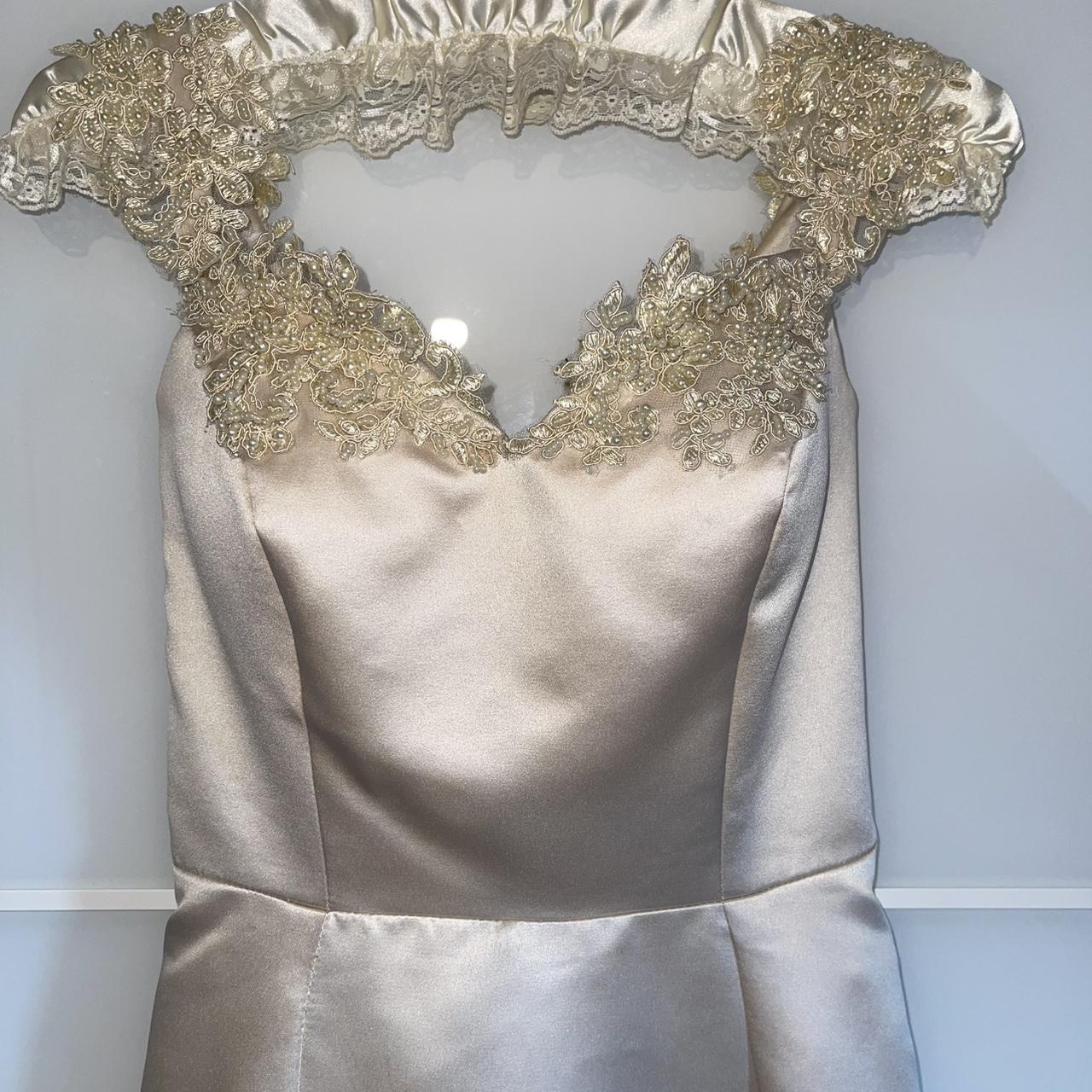item listed by tanyalatoya