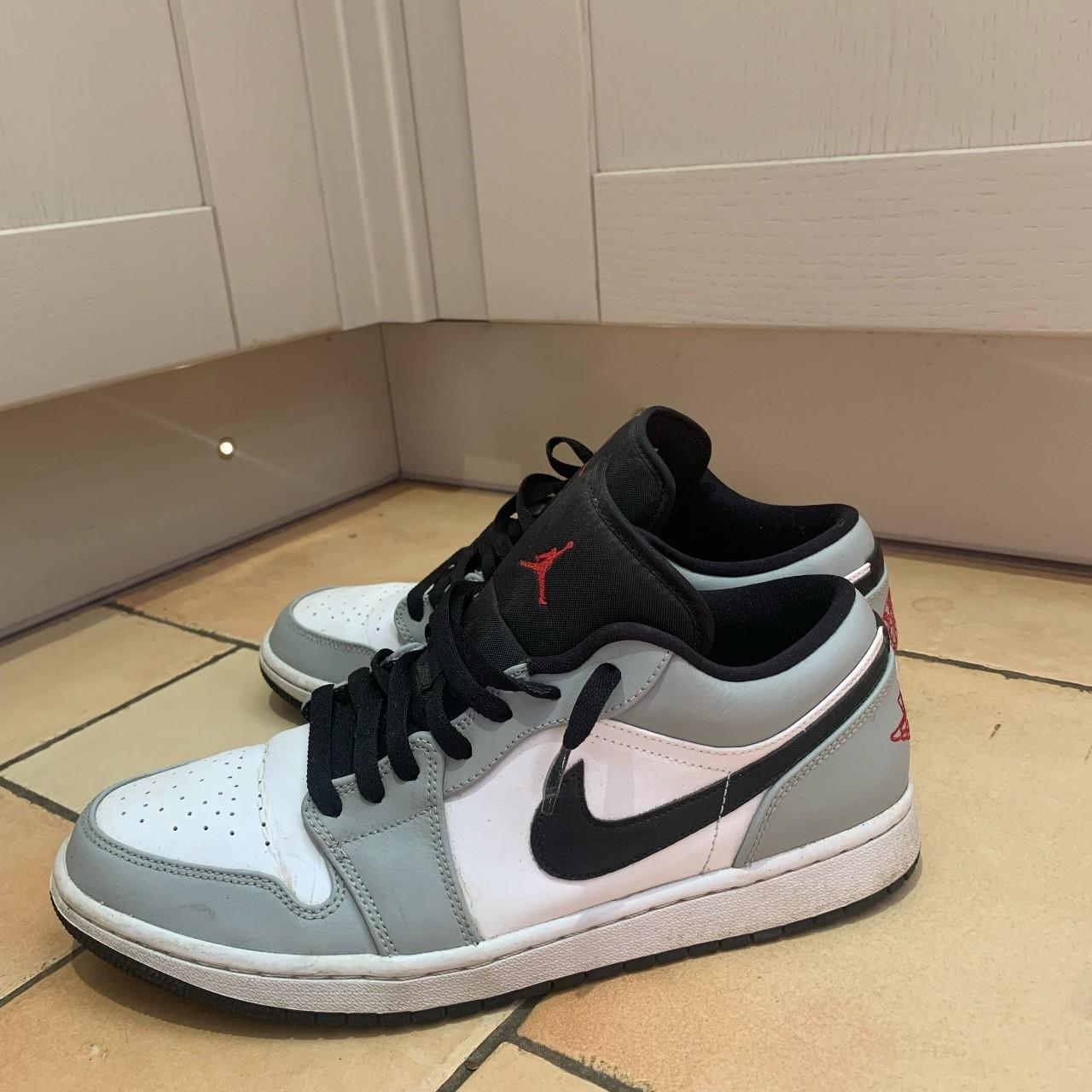 jordan1 low smoke grey