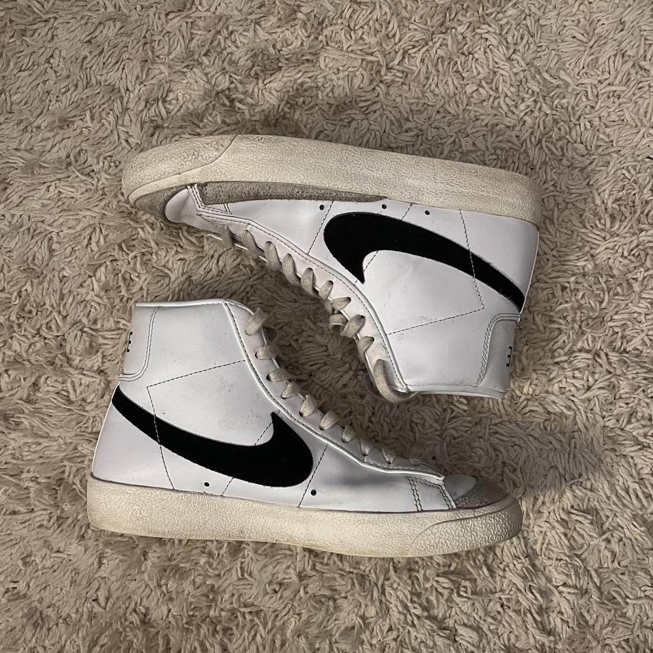 low top nike blazers white