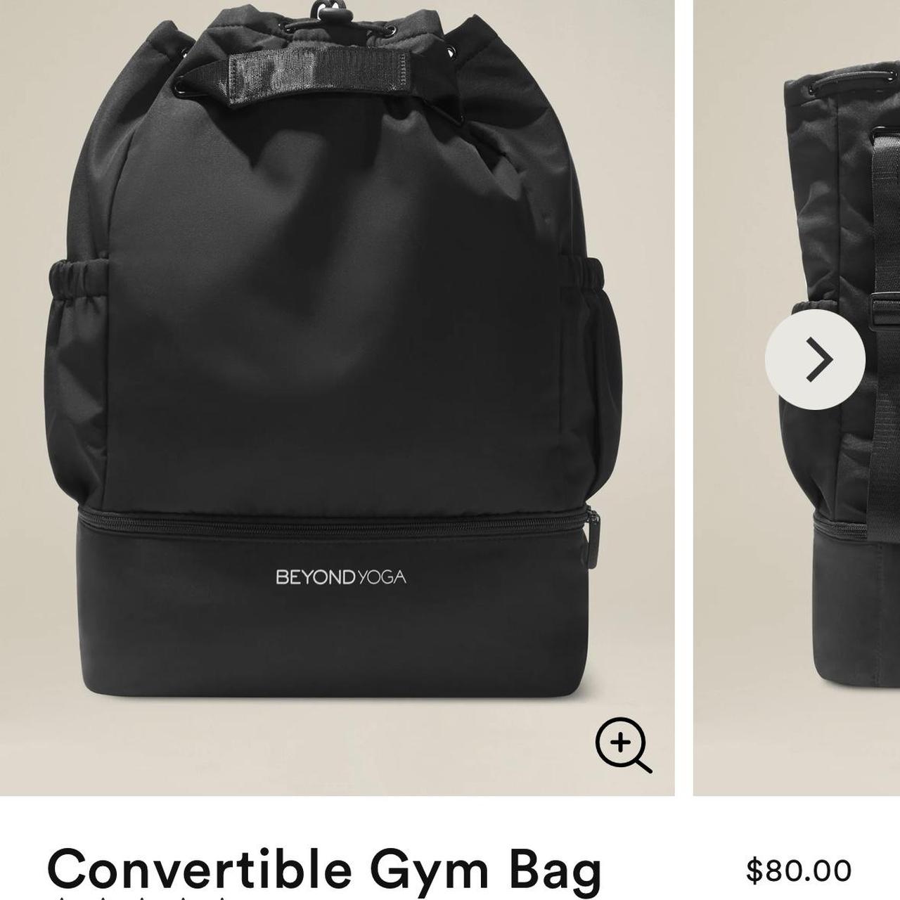 🍓 SPRING SPOILER 🍓 This bag does everything except the workout. This  @beyondyoga Convertible Gym Bag in Birch or Black will have yo