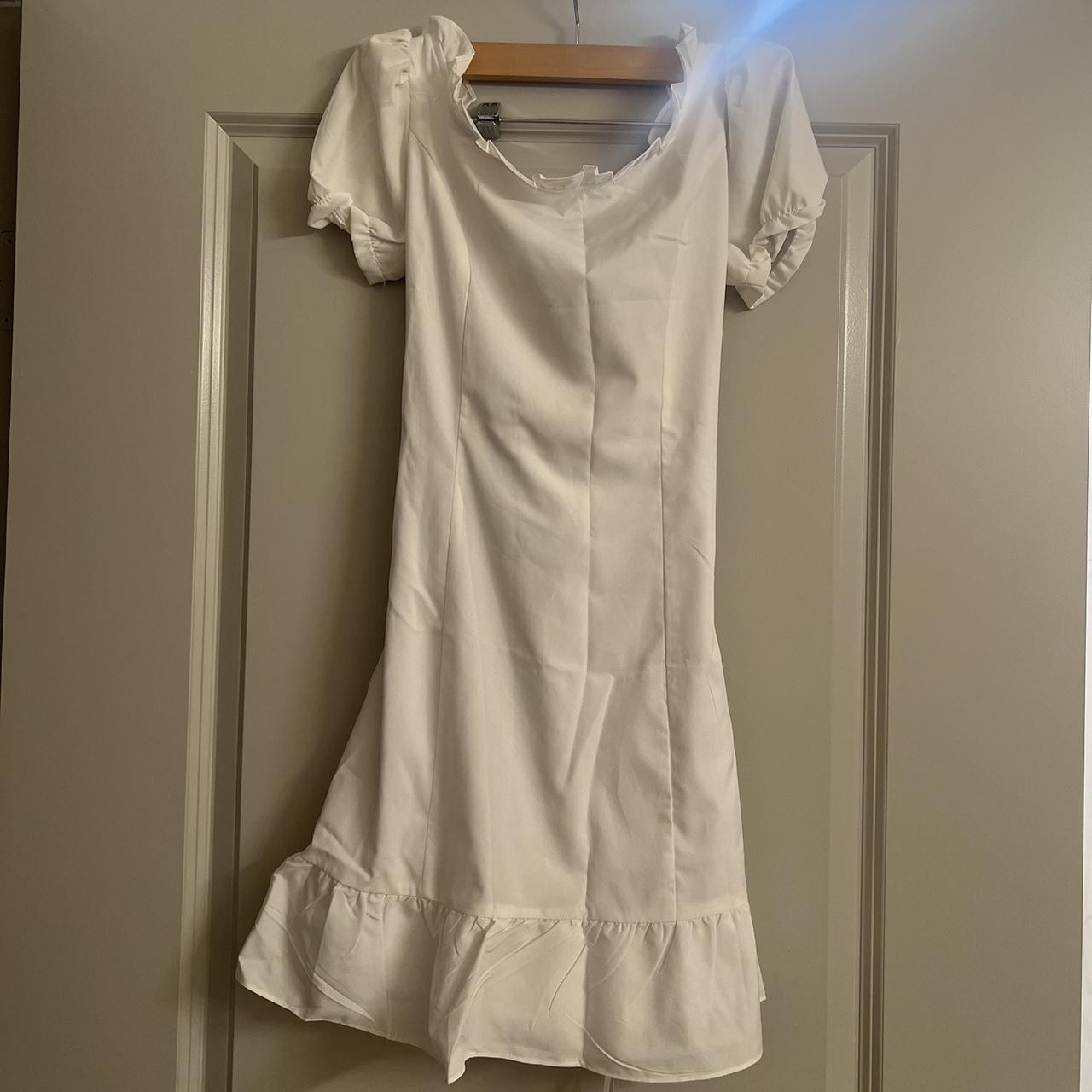 White dress - can go off the shoulders or normal!... - Depop