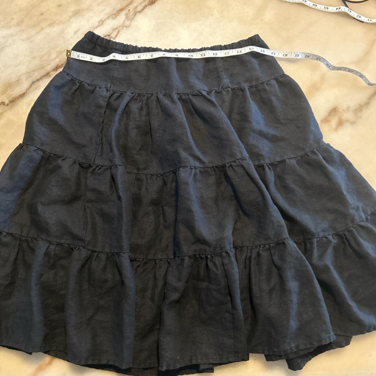 NO STRETCH! #littleblackskirt #blackskirt... - Depop