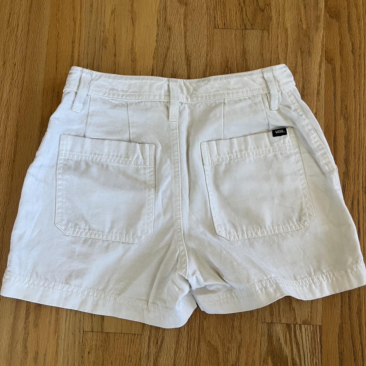 White vans fashion and shorts