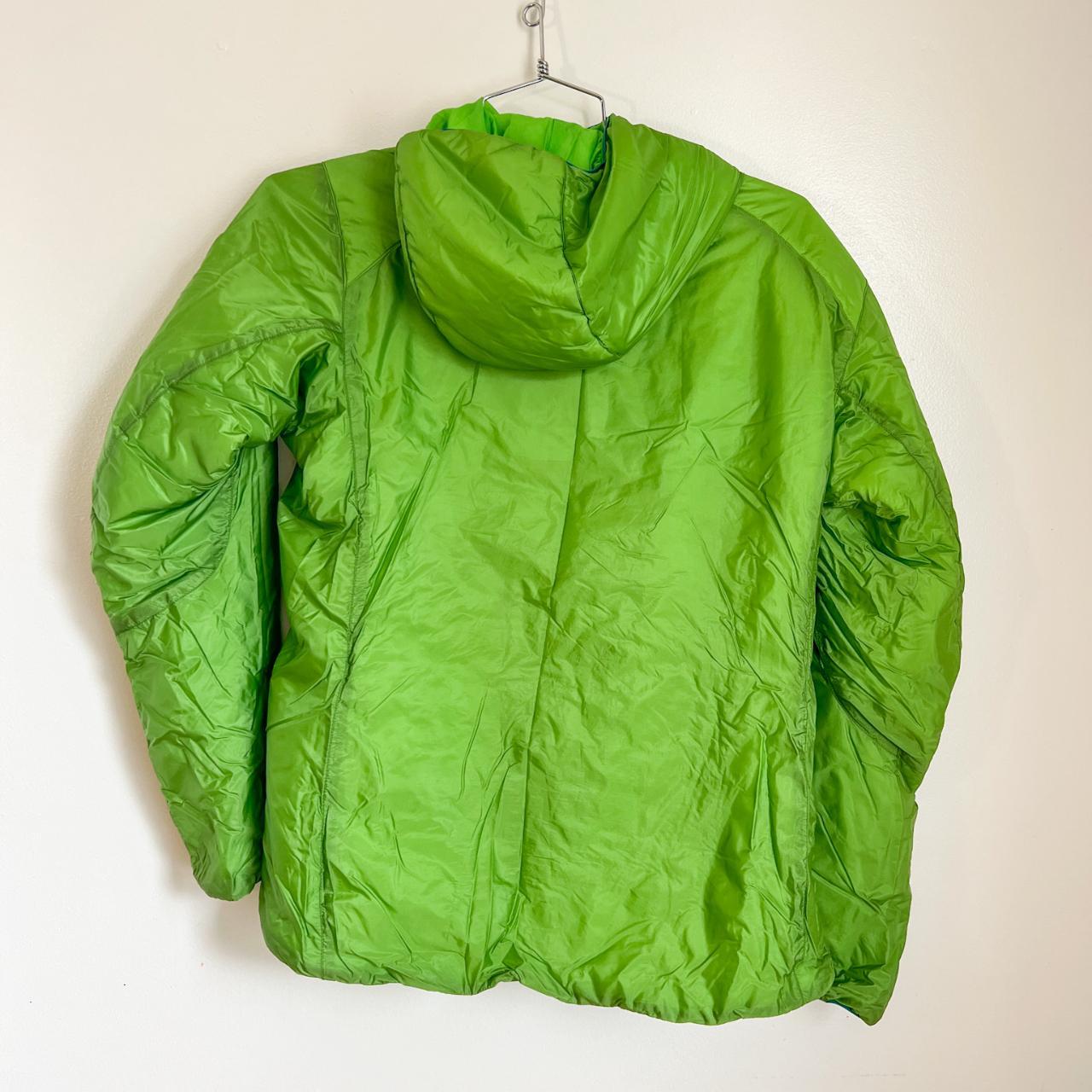 Arc'teryx Women's Green and White Jacket | Depop