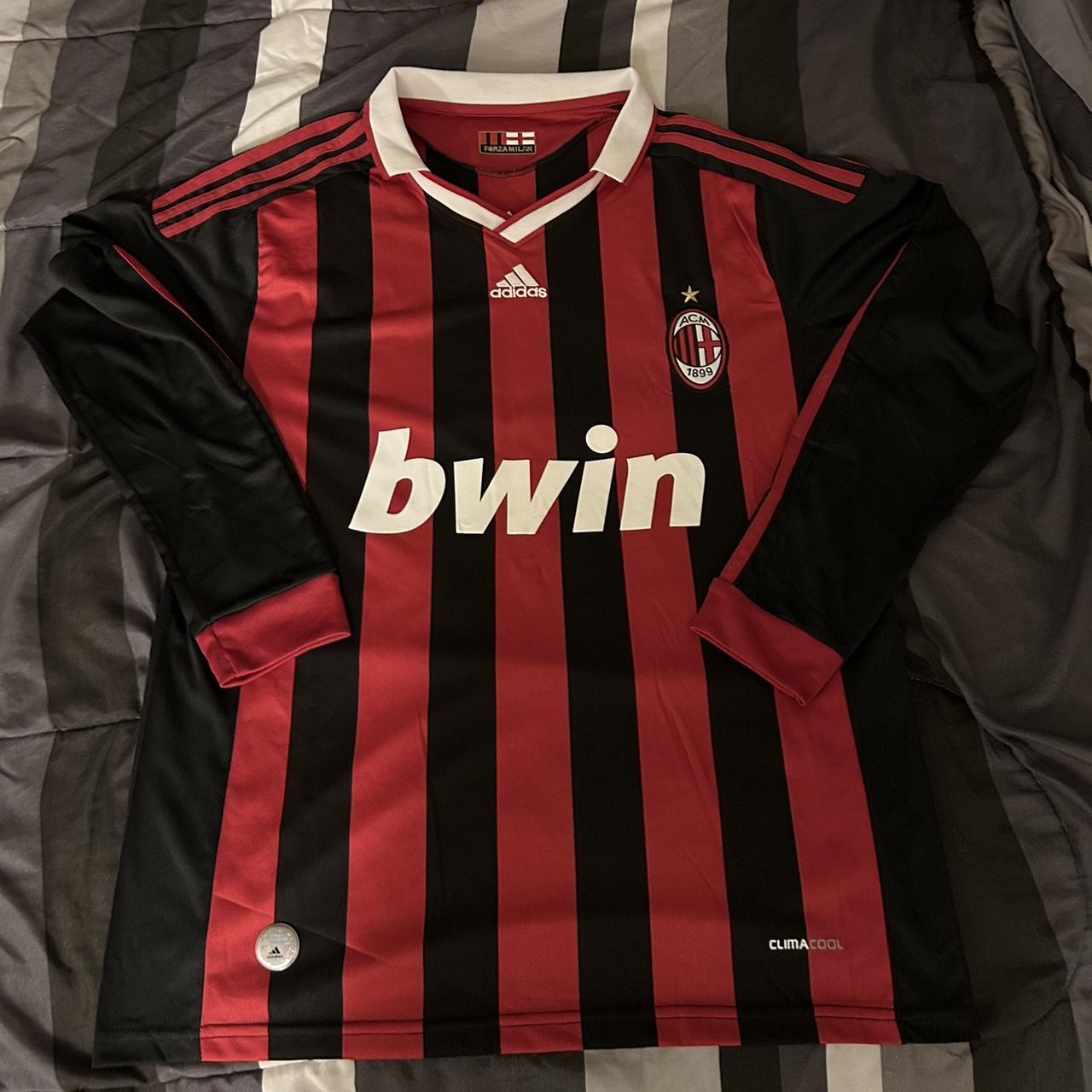 AC Milan Ronaldinho 2009/10 home jersey 100... Depop