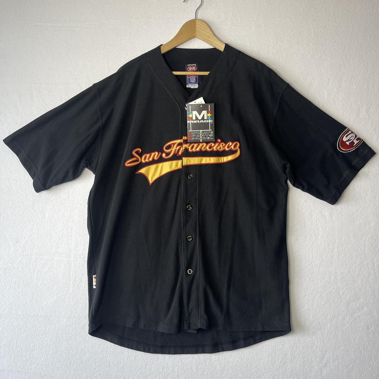 Vintage San Francisco 49ers T-Shirt Sizing: Tag - Depop