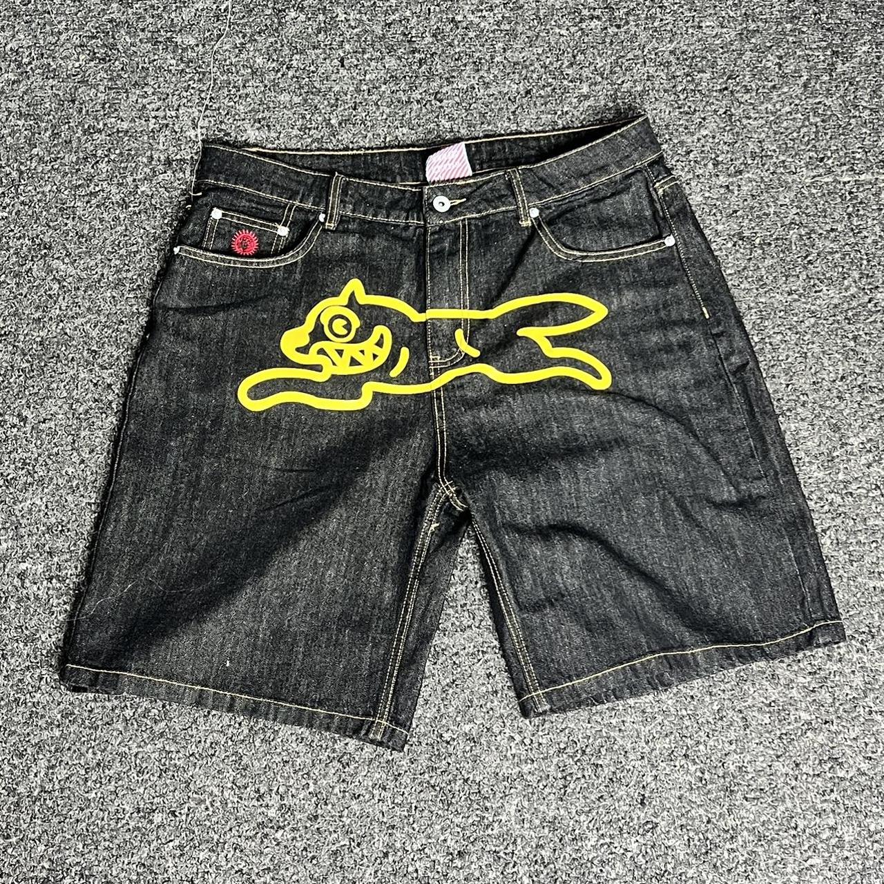 Running dog jorts Great jorts Prefect fit Nice... Depop