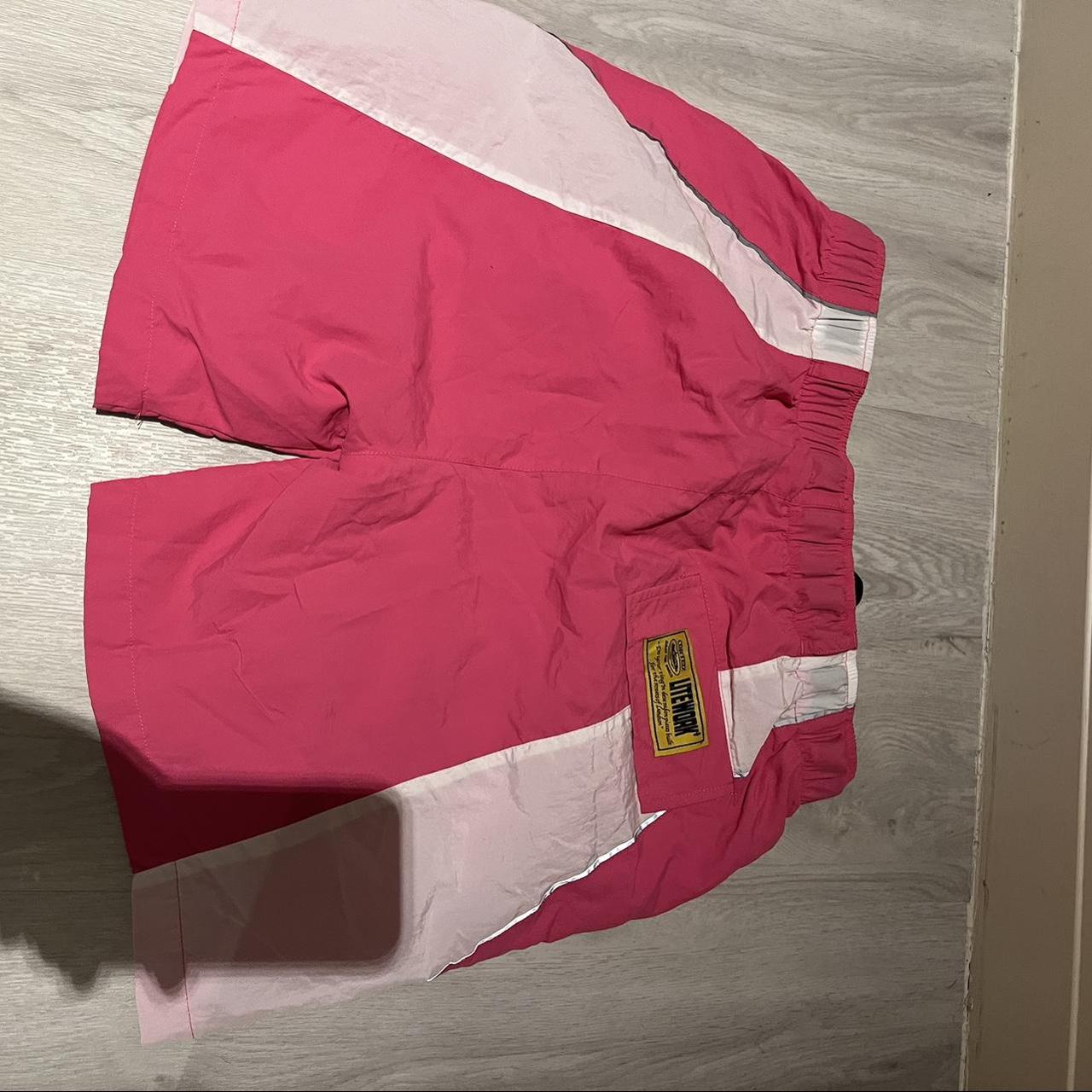 Corteiz Men's Pink Shorts | Depop