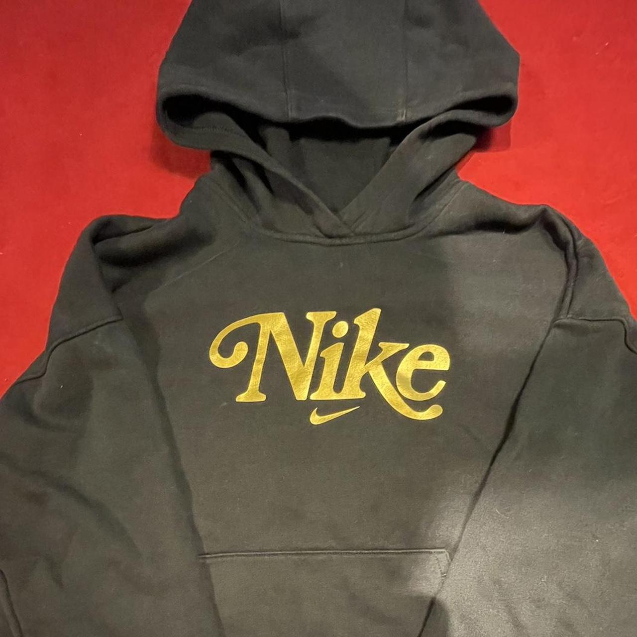 Nike Hoodie Black and gold nike hoodie Only been