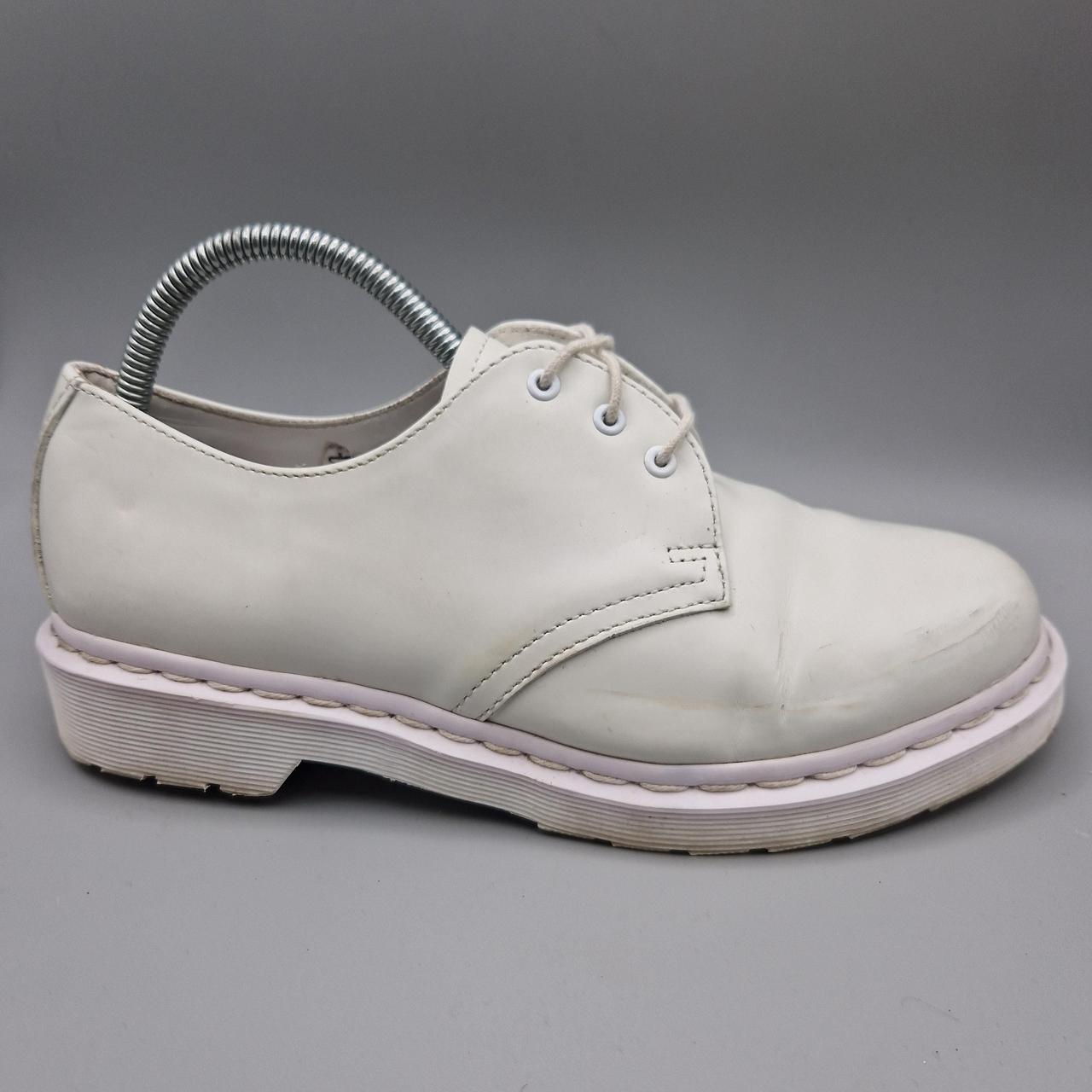 Dr martens hotsell 1461 white mono