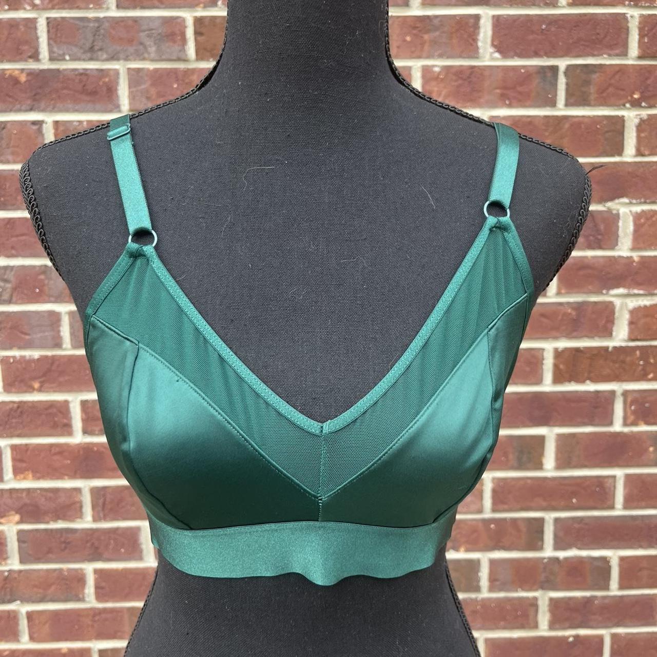 Auden Bralette Double lined mesh - Depop