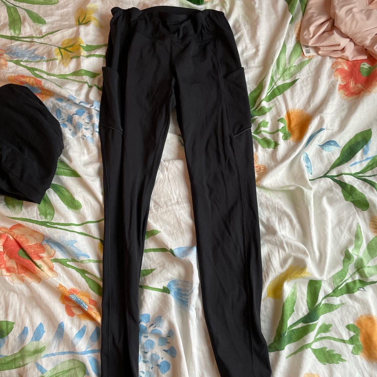 Size 8 lululemon full length black leggings with - Depop