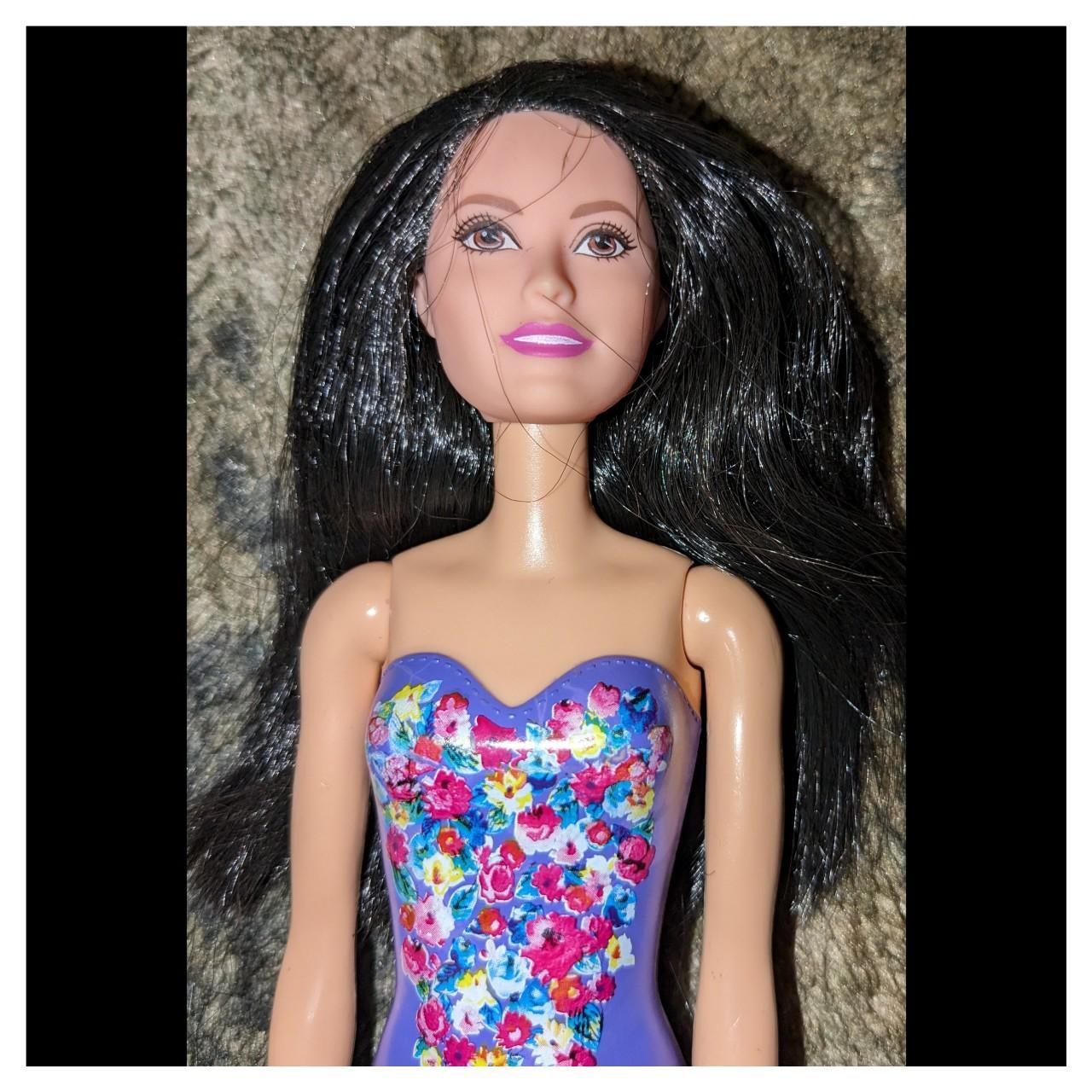 Water Play Barbie Beach, Swimsuit Raquelle Barbie...