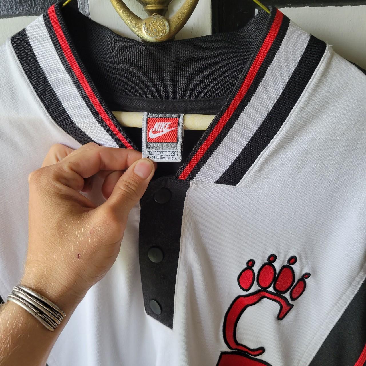 Vintage Nike Cincinnati Bearcats Jersey - Depop