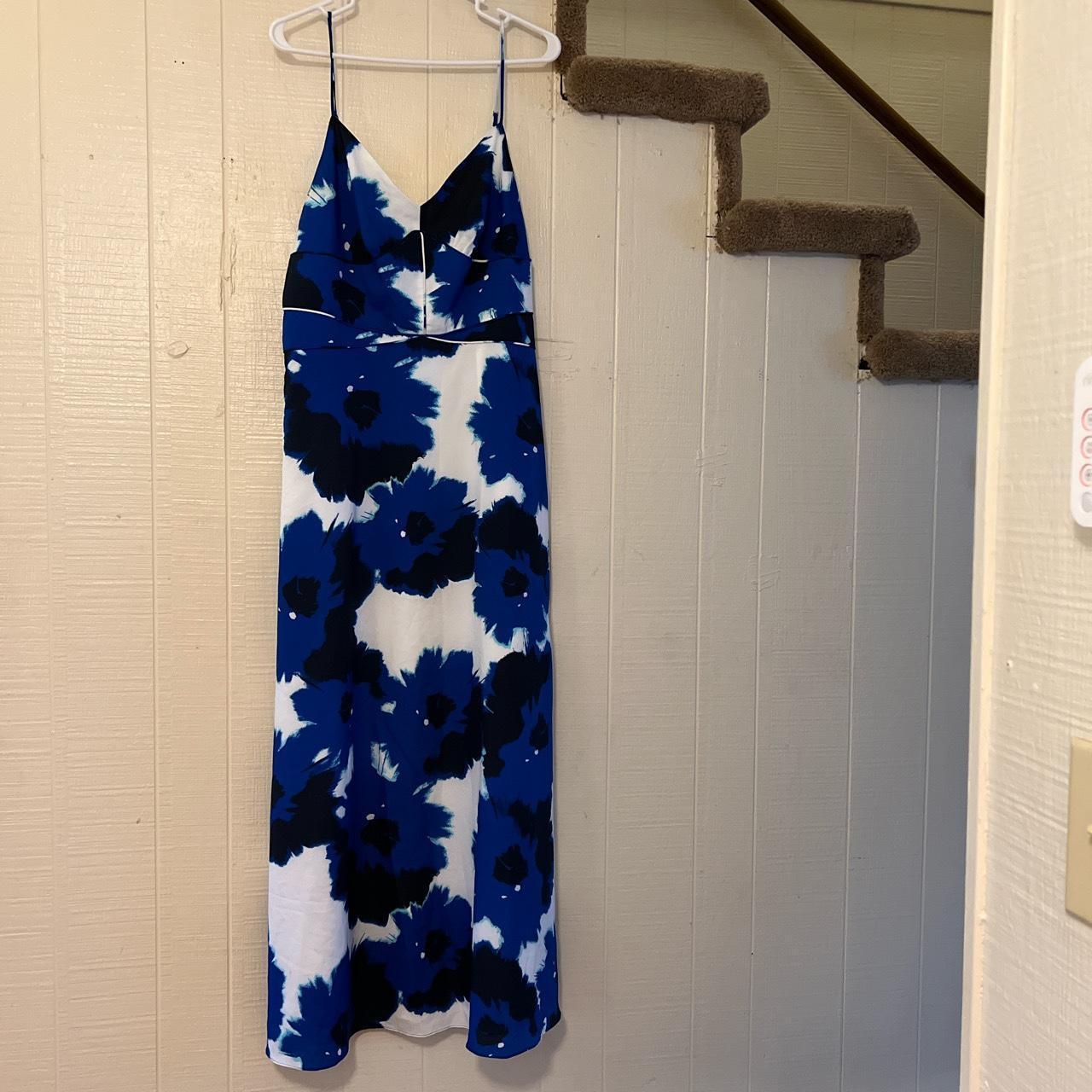 Banana Republic Blue And White Floral Dress Size 14 Depop