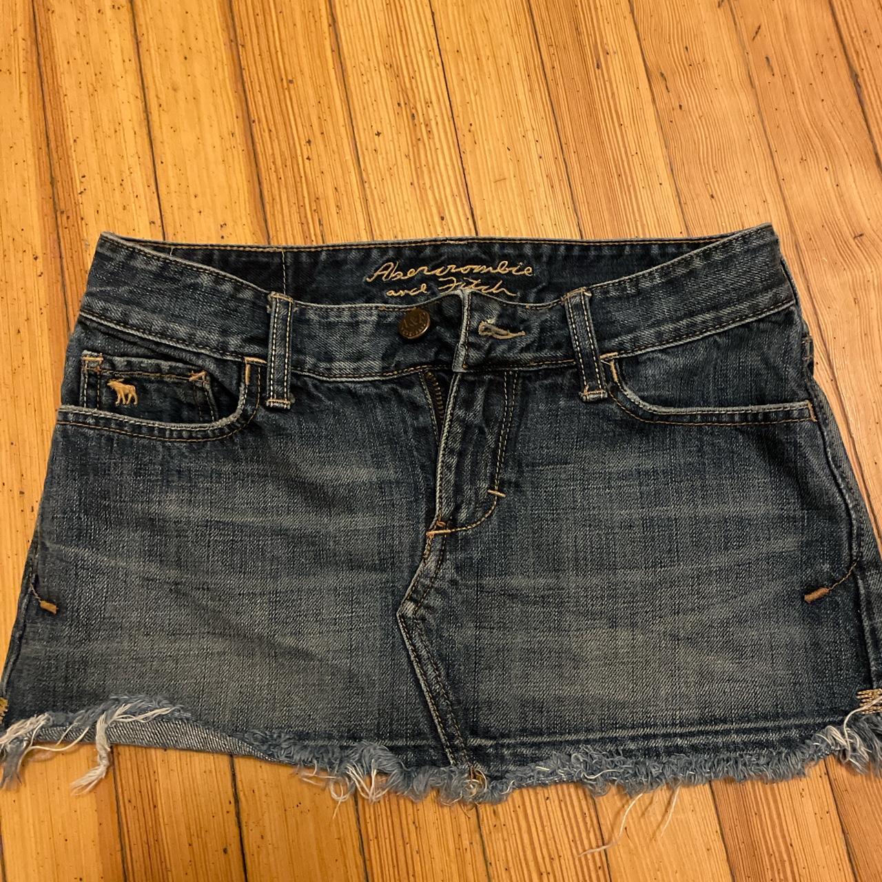 Abercrombie & Fitch Women's Skirt | Depop