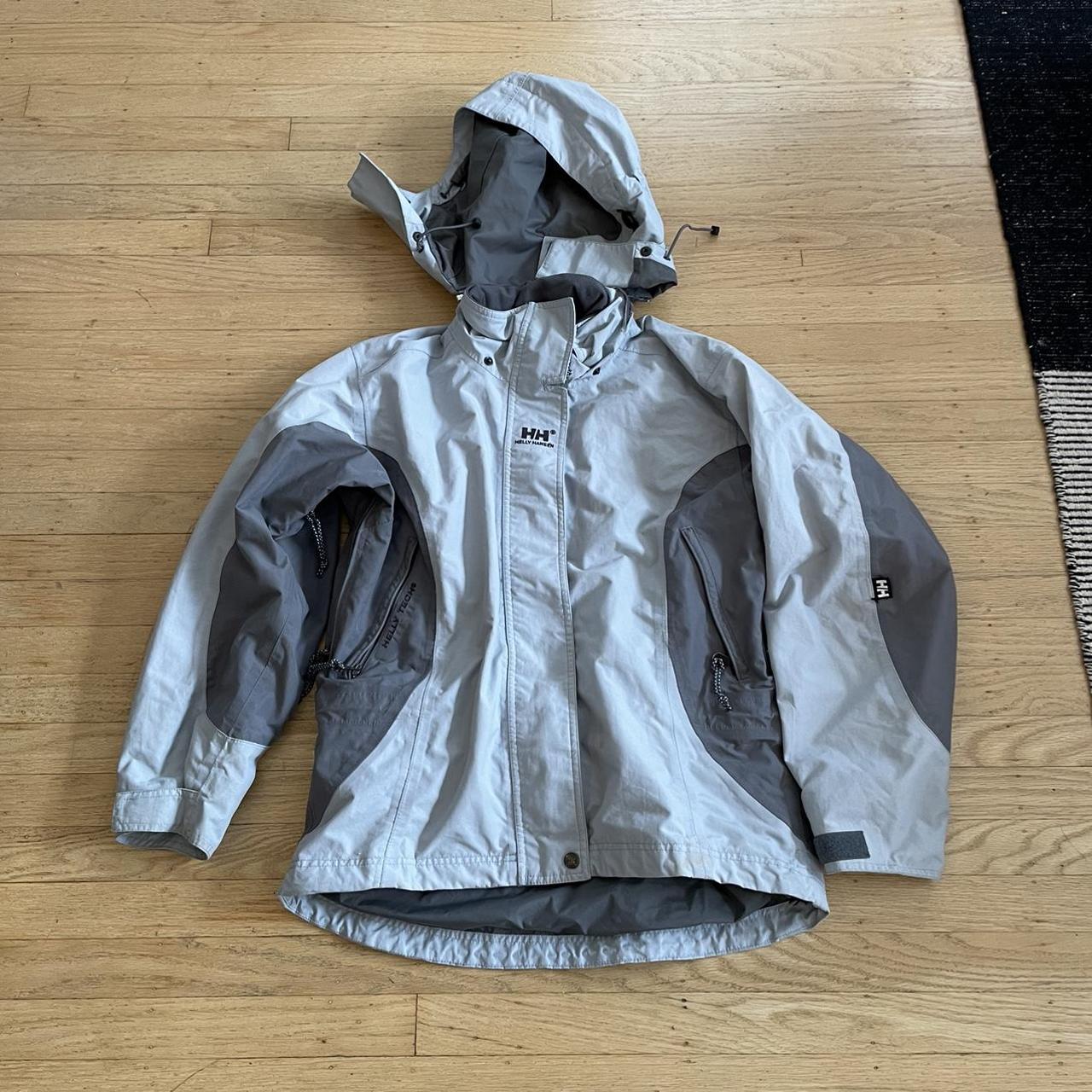 Helly Hansen winter jacket size men’s medium - Depop