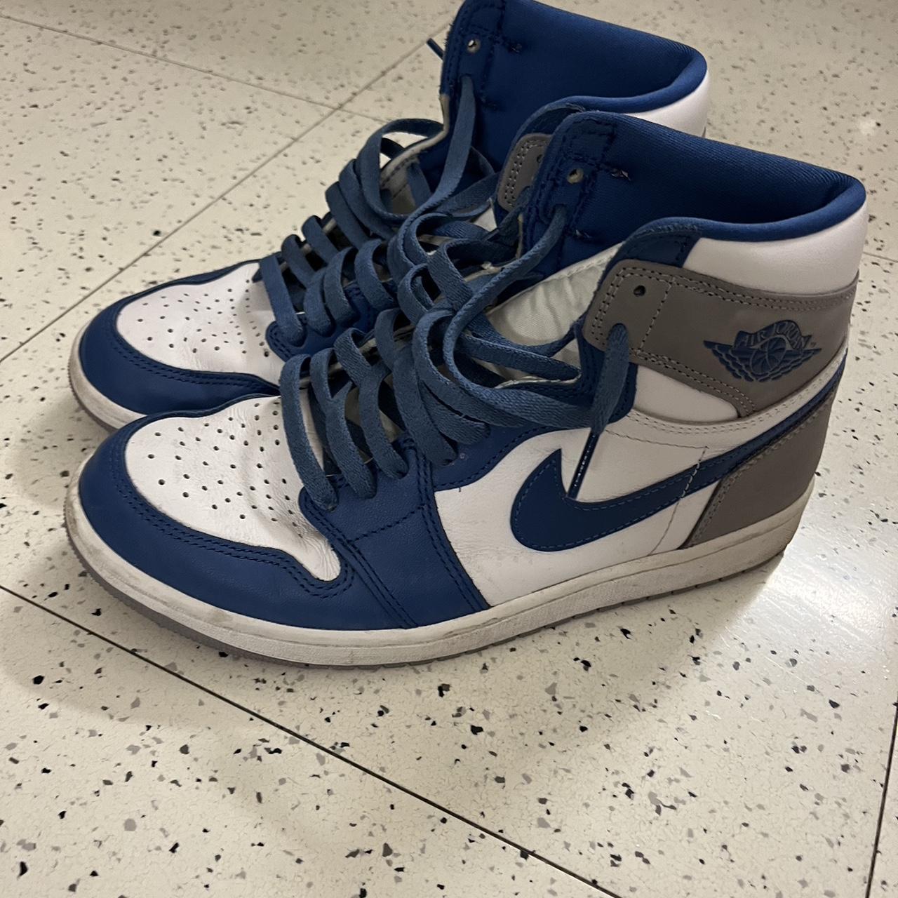 total sports jordan sneakers