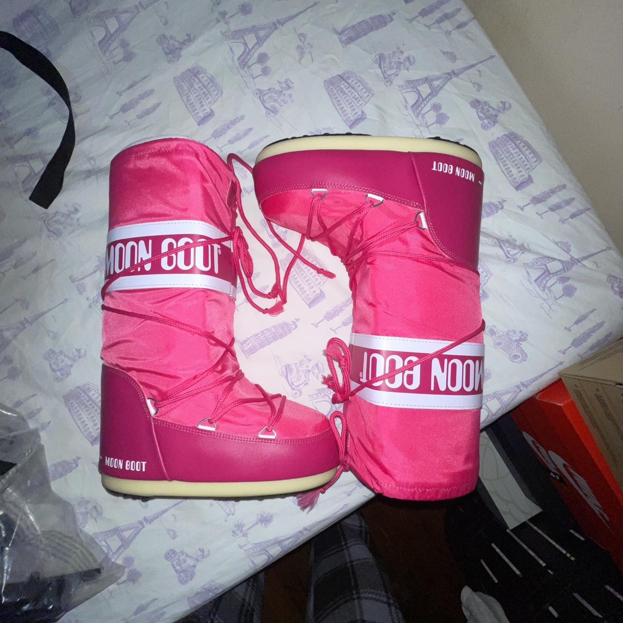 moon boots rose