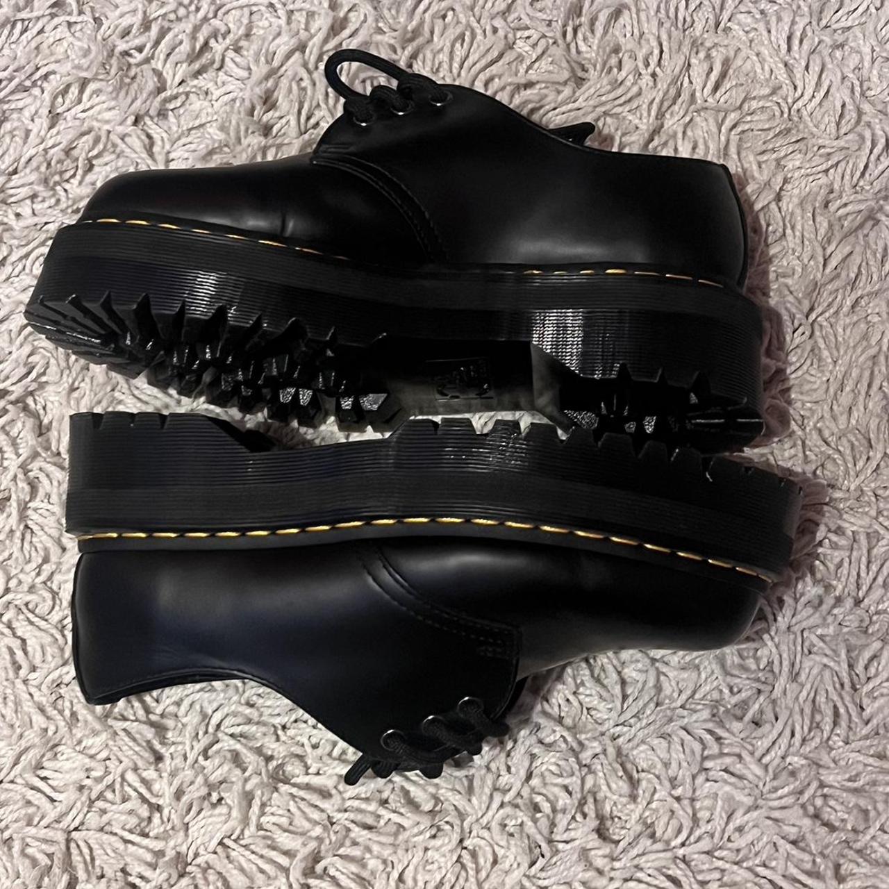 DR MARTENS SHOES PAIR 8053 UK 9 visual data 8