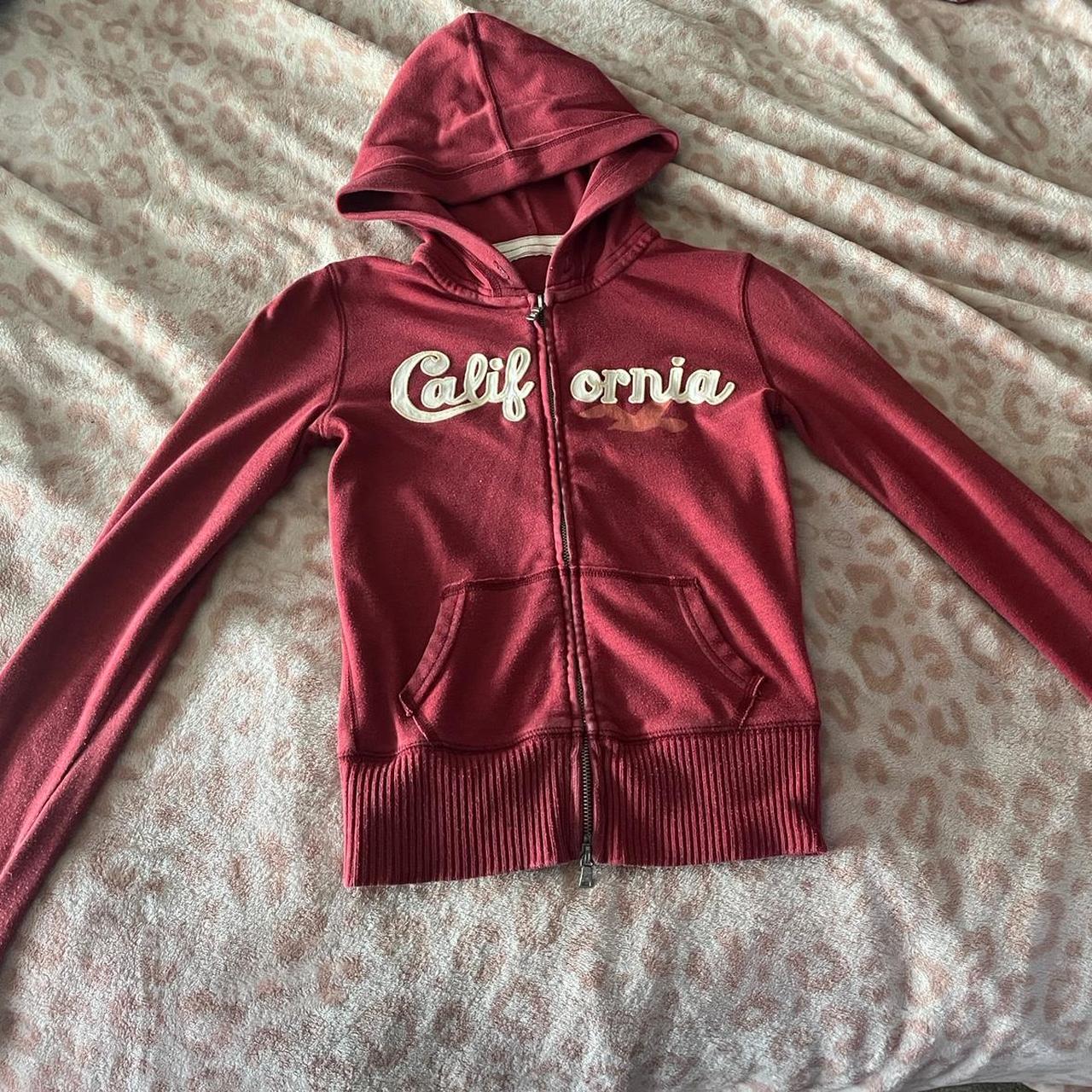 item listed by ilovevictoriasecret