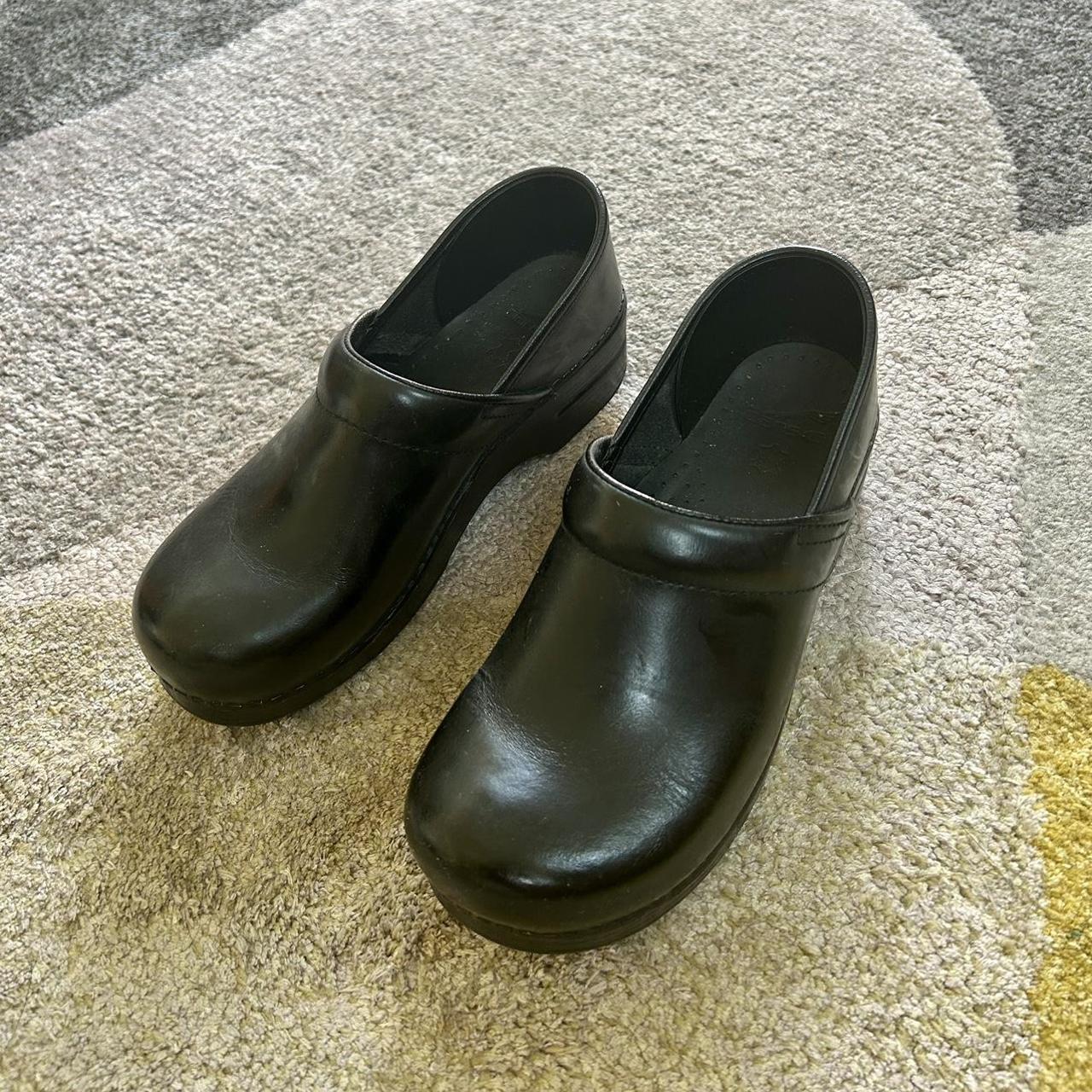 dansko clogs 38
