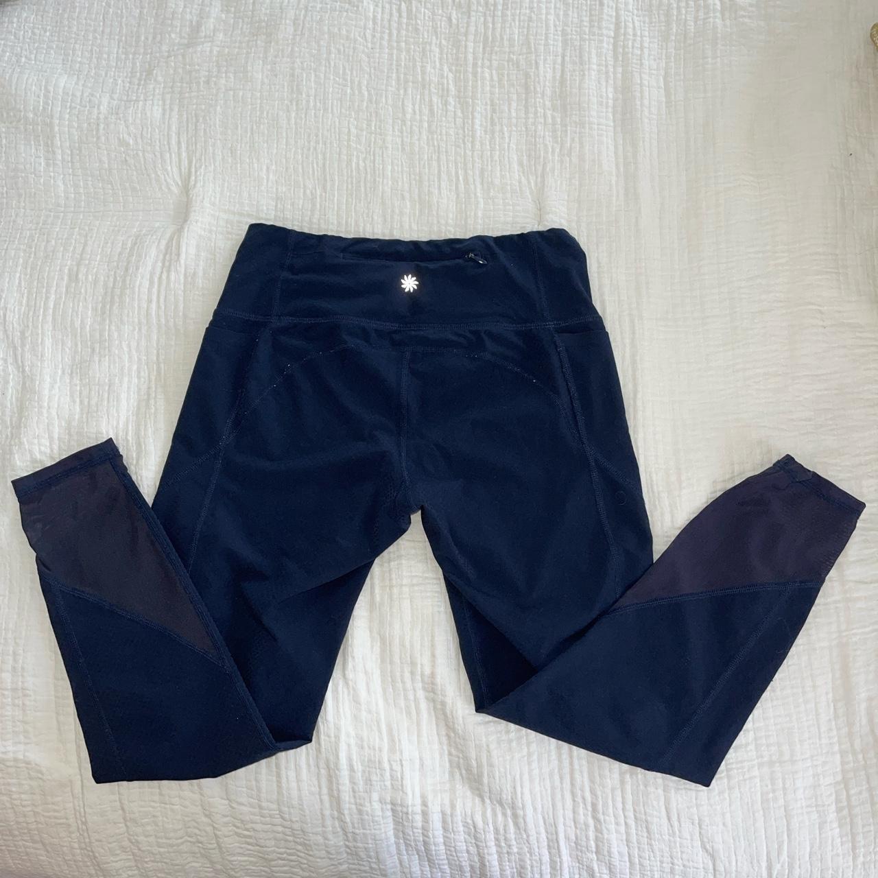 Athleta Women's Navy Leggings Depop