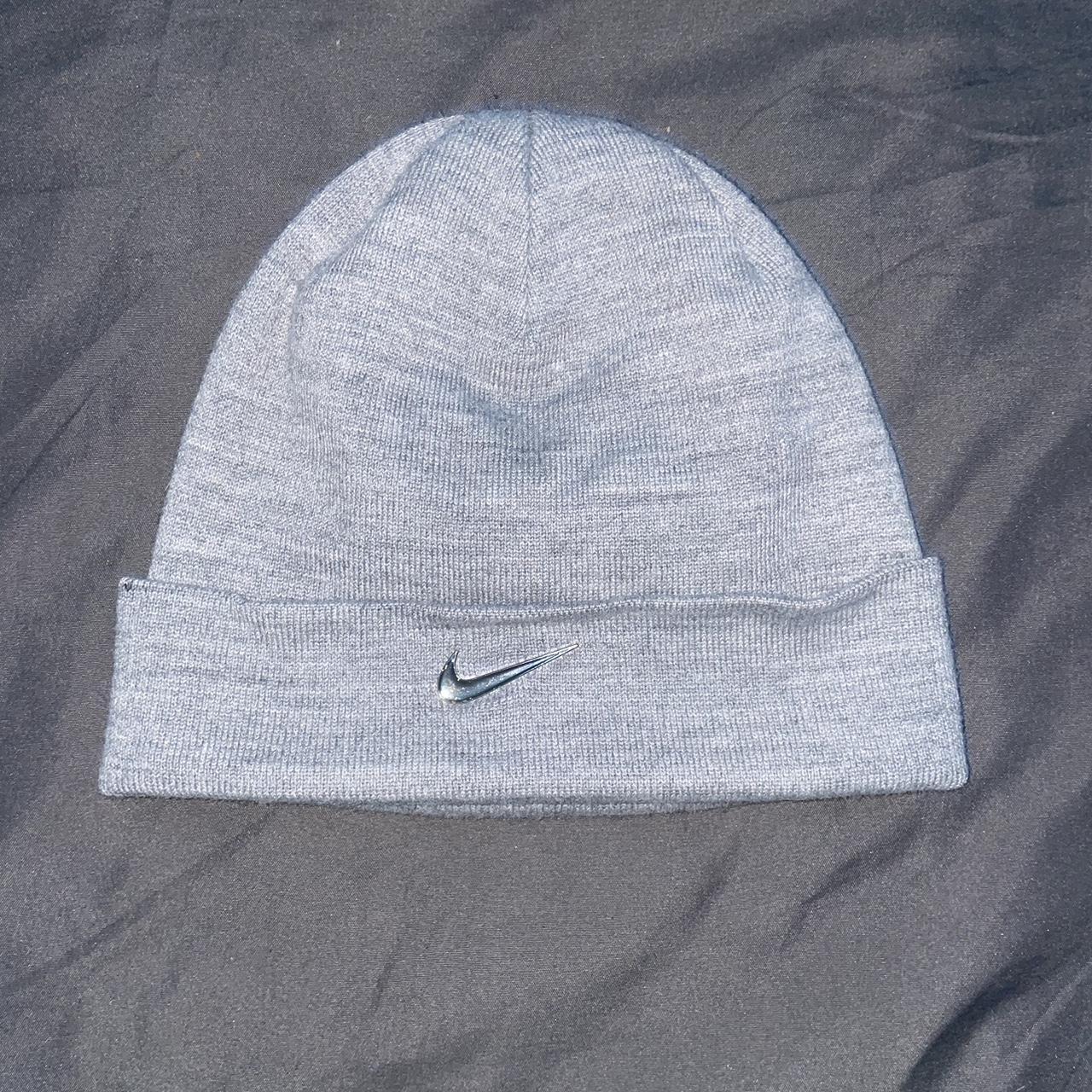 grey nike bobble hat