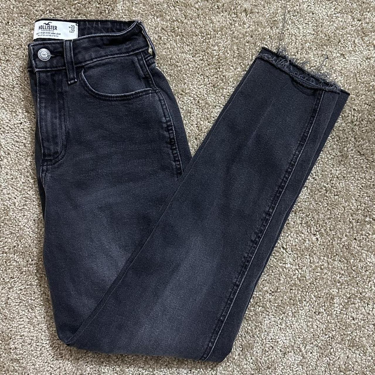 Hollister size clearance 27