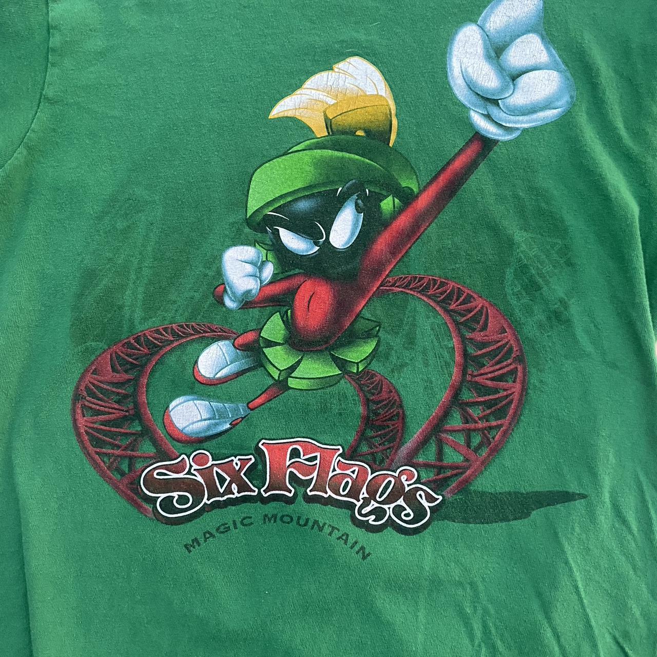 Vintage six flags t - Depop