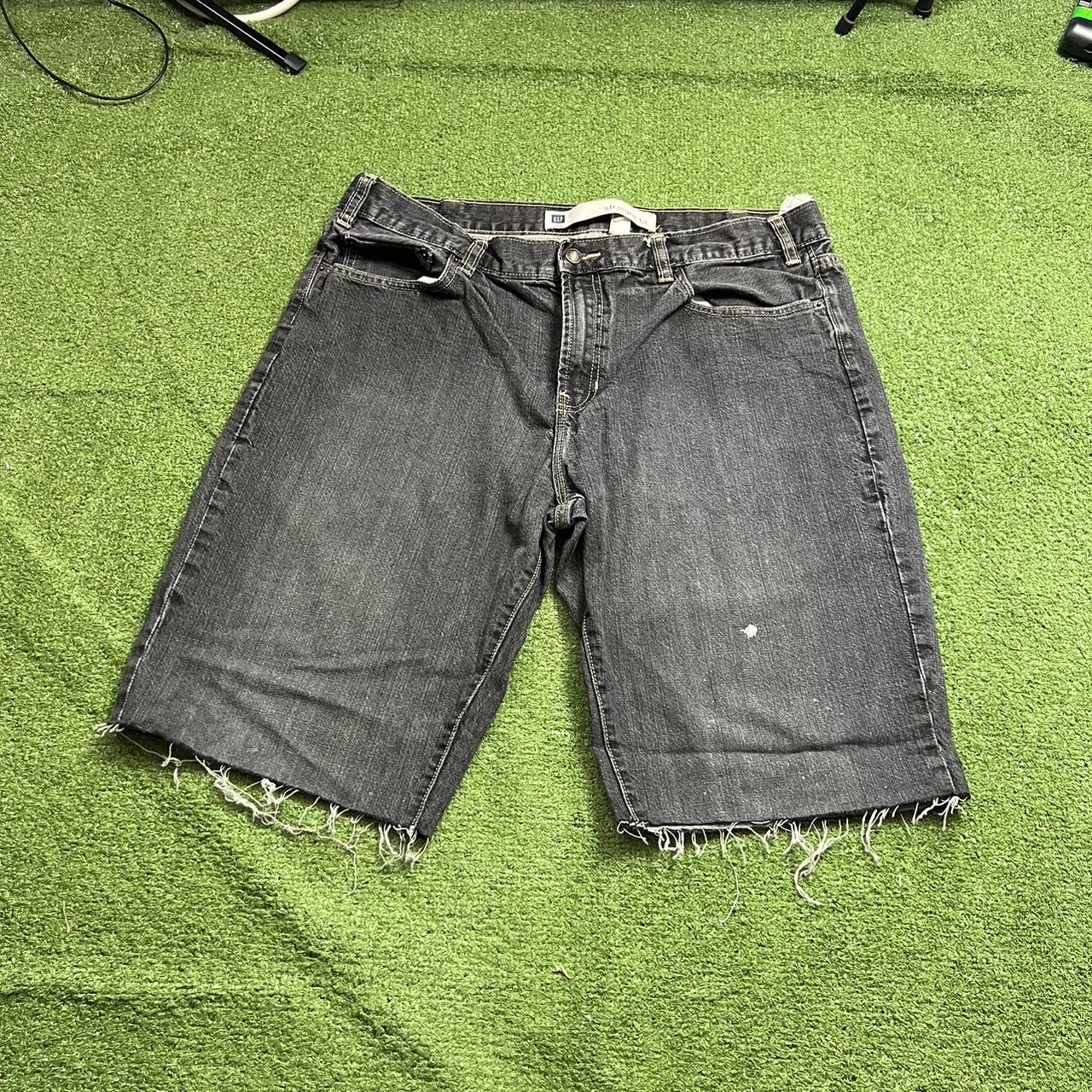 item listed by dioncondones