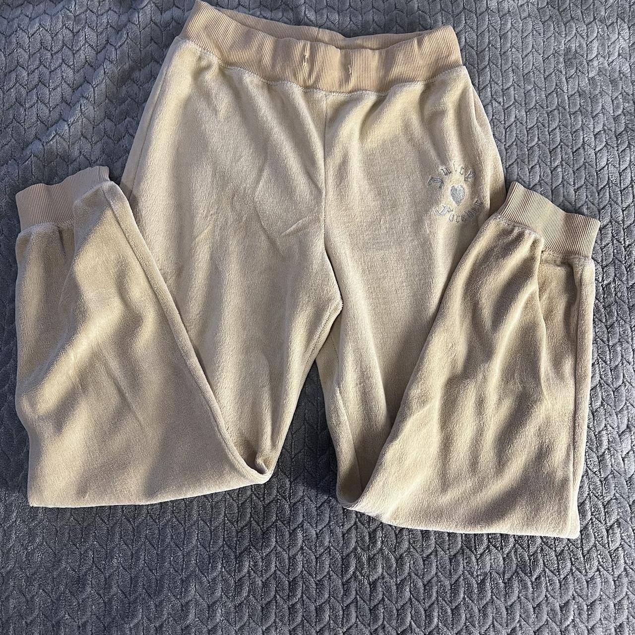 Juicy couture sweatpants Cream sweats cuffs at... - Depop