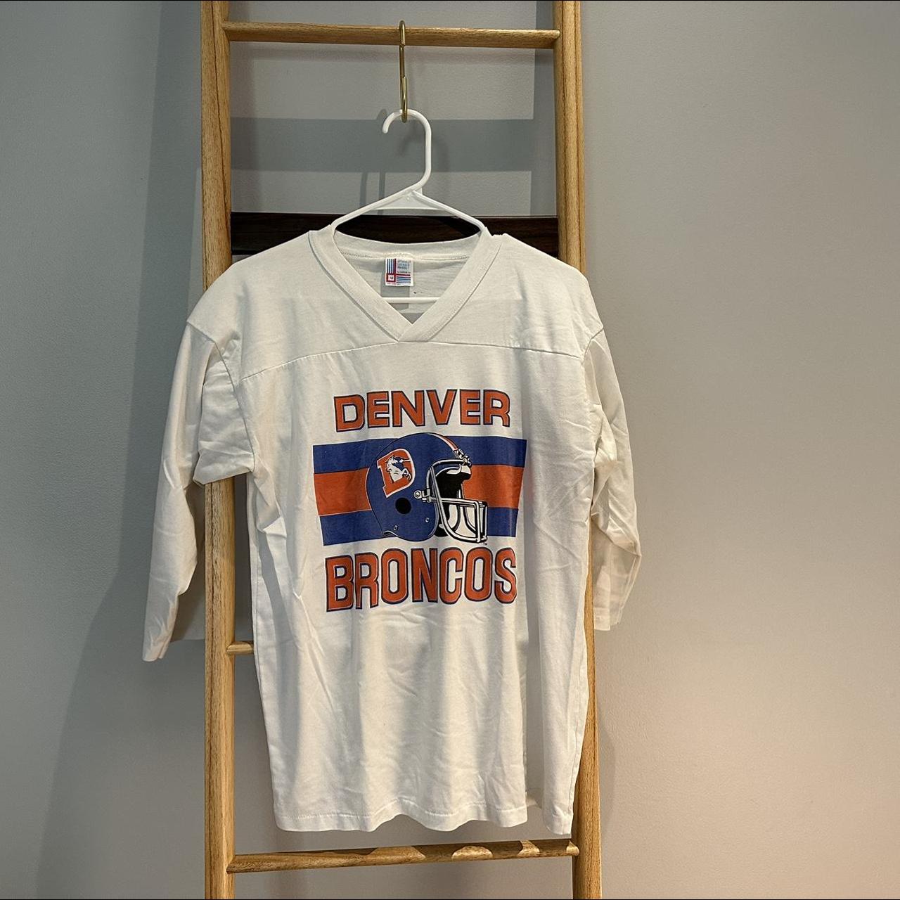 This Denver Broncos White NFL Licensed T-Shirt/Shirt - Depop