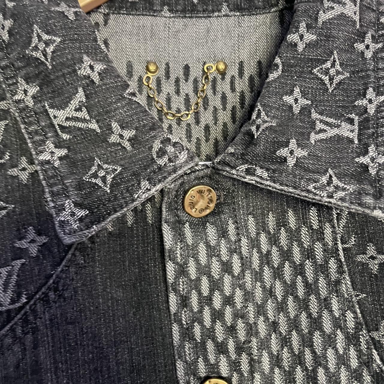 Louis vuitton-nigo - Depop