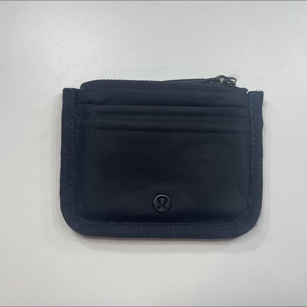 LuluLemon Wallet Keychain New condition Depop